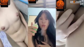 คลิปหลุด น้องไอติม โคตรน่ารักเลยหุ่นแจ่มทะเล้นจริงๆ ดูดพอตโชว์ด้วยอาบน้ำโชว์แฟน โชว์นมโชว์หีขนาดนี้โคตรเสียวเลย หุ่นแบบนี้โคตรน่าจับเย็ด